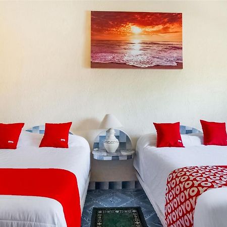 Oyo Hotel Posada Esmeralda San Patricio Melaque Ngoại thất bức ảnh