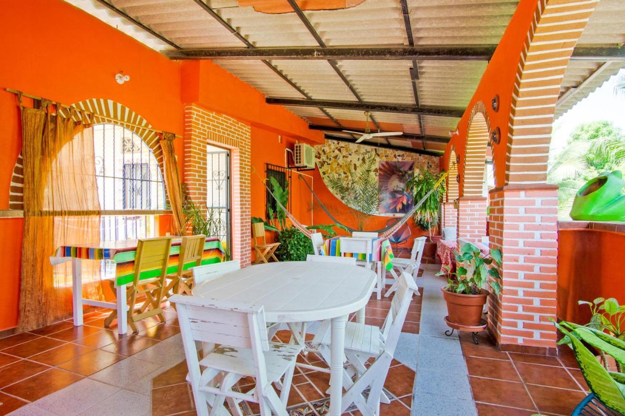 Oyo Hotel Posada Esmeralda San Patricio Melaque Ngoại thất bức ảnh